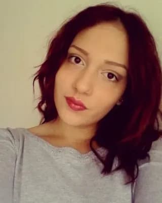 Jovana R