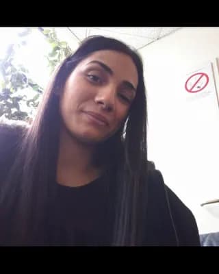 Mirela M