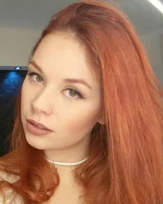 Nina C