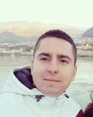 Nenad M