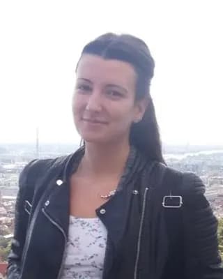 Nataša R