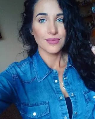 Ana Đ