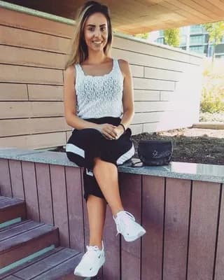 Katarina J