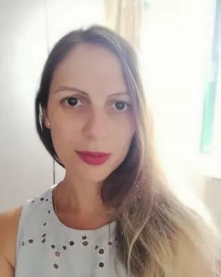NadicaJ J
