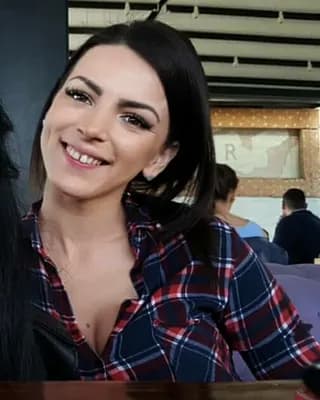 Sanja R