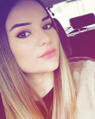 Jovana V