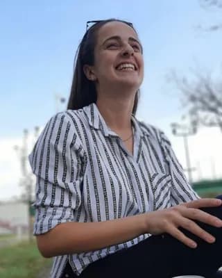 Irena R