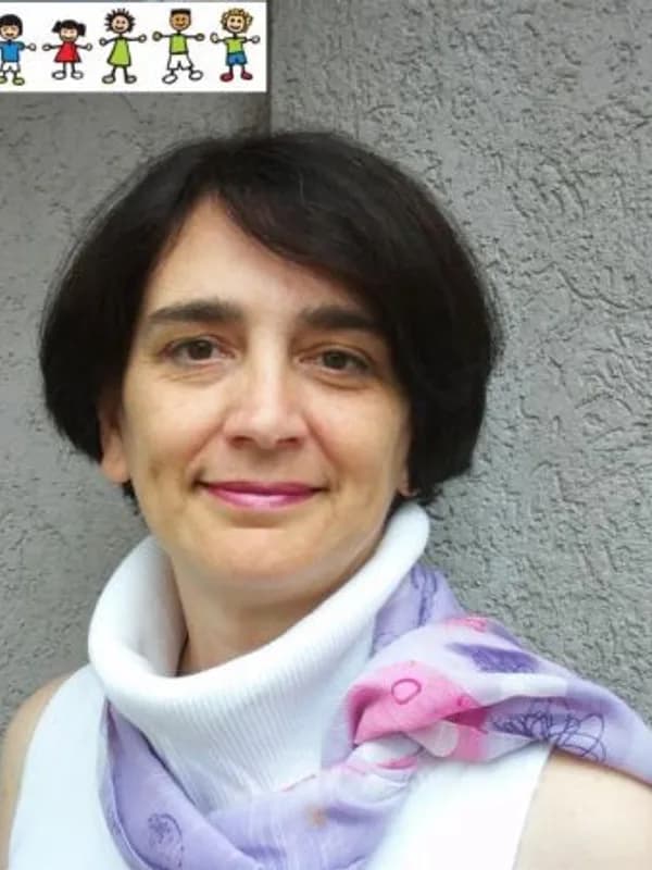 Izdvojena siterka, Vesna R.